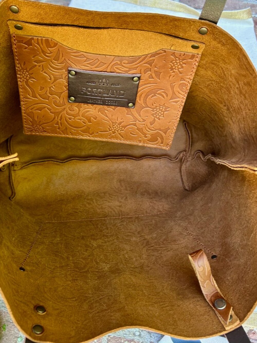 PLG OS Classic Meadow Premium Tote Bundle! - Picture 4 of 16
